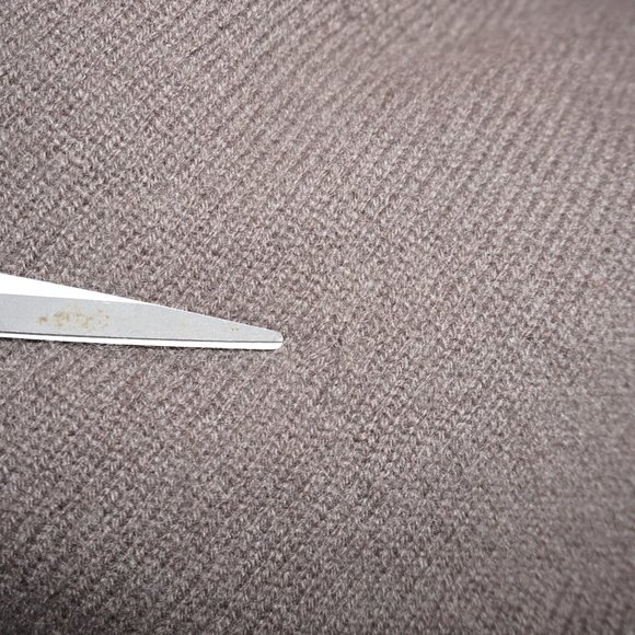 360 CASHMERE Sweater boxy Vneck cinch back taupe  FIRM PR$CE.  S  B-11 - Picture 7 of 7